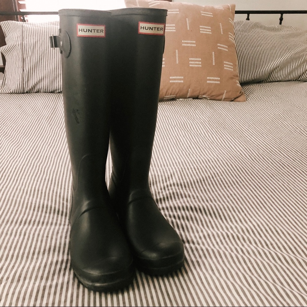 Hunter Boots Tall Navy Size 9